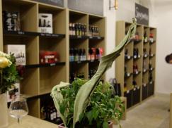 Regale maßangefertigt für Weinhandlung