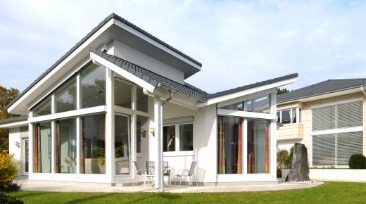 Fenster in weiß für Einfamilienhaus